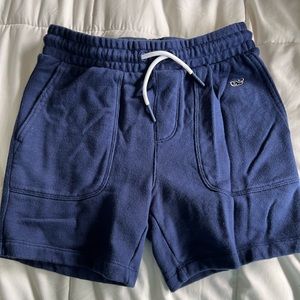 Vineyard Vines shorts